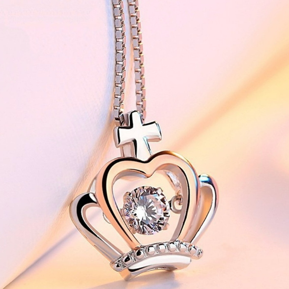 The Kensington Collarbone Necklace