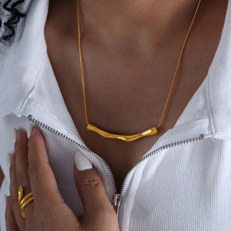 The Essential Mobile Pendant