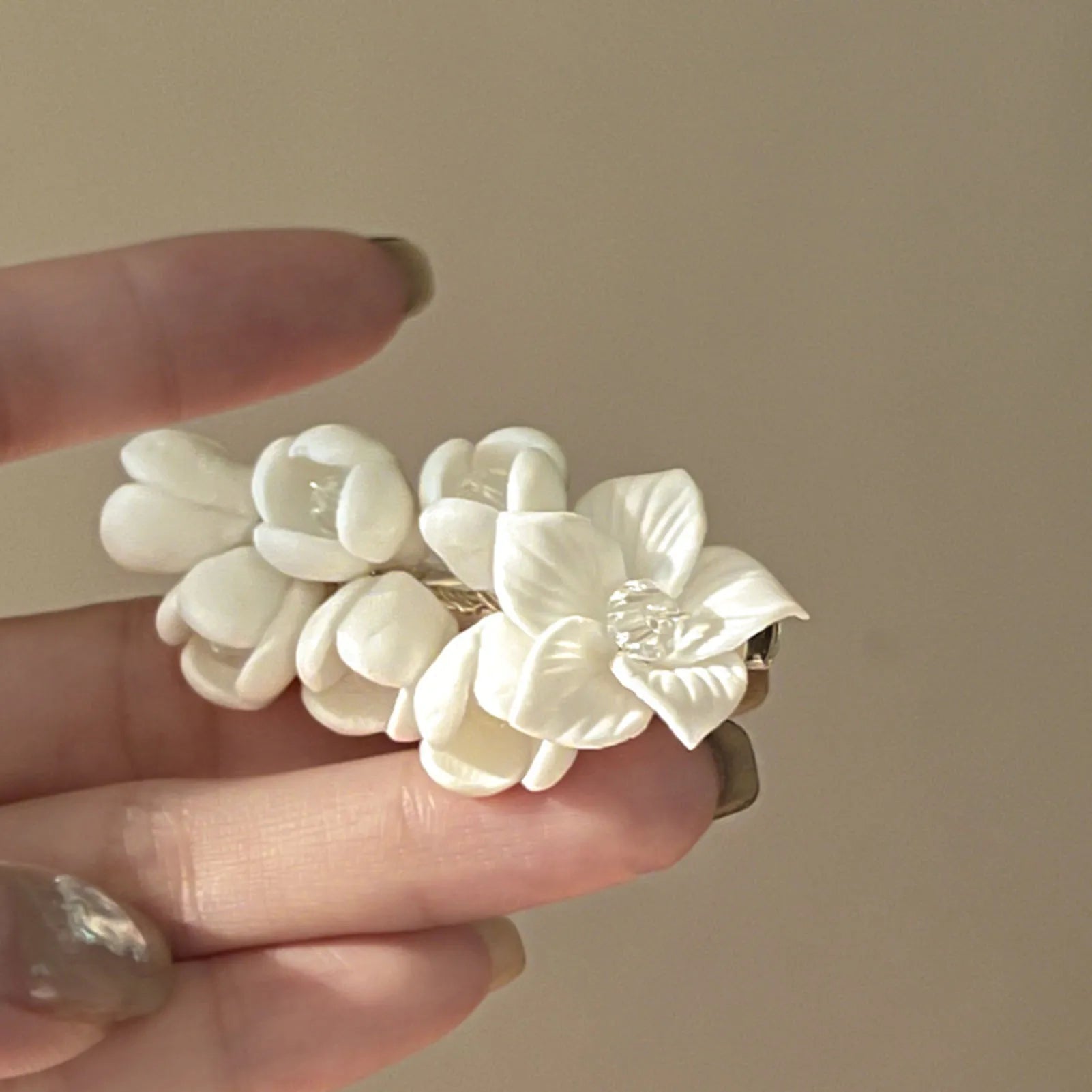 The Porcelain-White Hairpin Set