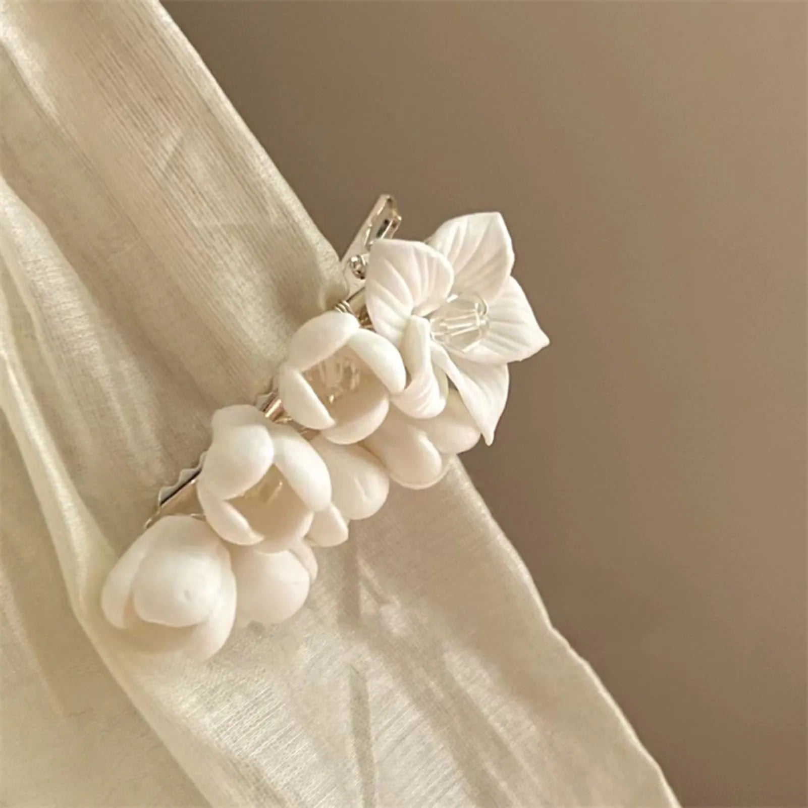 The Porcelain-White Hairpin Set
